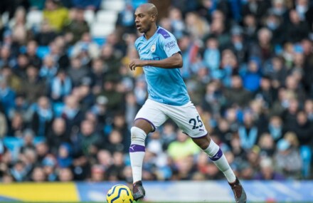 Fernandinho clue 12-month deal delay with Man City