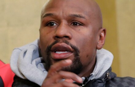 Mayweather offers to cover funeral costs for George Floyd