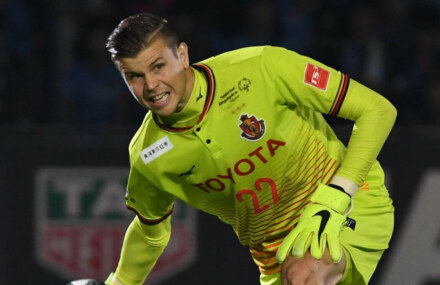 Soccer: Grampus goalkeeper Langerak tests positive for COVID-19