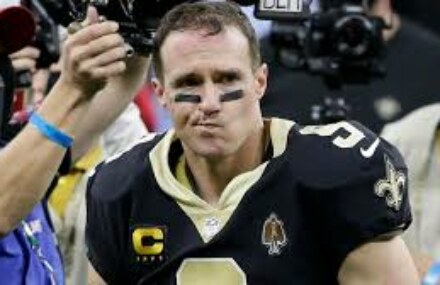 Tampa Bay Buccaneers 30-20 New Orleans Saints: Drew Brees throws three picks as Tom Brady’s Bucs advance