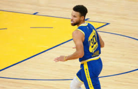 Warriors rally to stun Clippers behind Stephen Curry’s 38