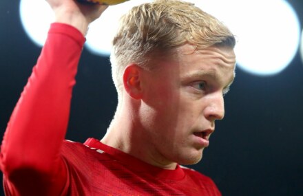 Man Utd boss Ole Gunnar Solskjaer reassures Donny van de Beek he is highly rated