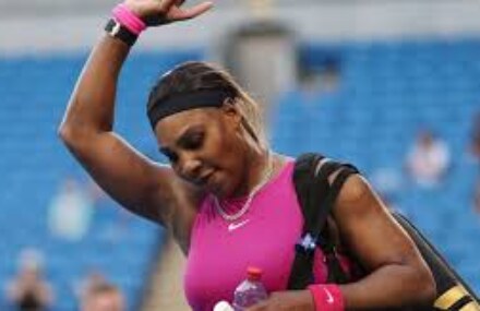 Serena sizzles after Barty, Kenin script hard-fought wins