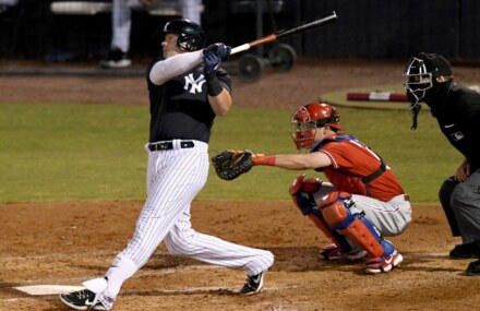 Yankees slugger Luke Voit to have knee surgery