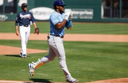 Spring training roundup: Rays blast Braves behind 12-run eighth