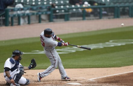 MLB roundup: Nelson Cruz, Twins slam Tigers