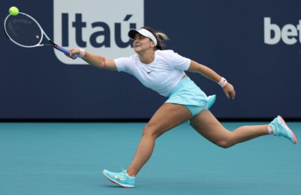 Tennis-Andreescu refuses to let injuries define her career