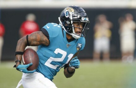 CB A.J. Bouye agrees to deal with Panthers