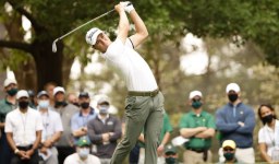 Triple-bogey trips up doubting Thomas at Masters