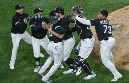 MLB roundup: Carlos Rodon tosses no-hitter for White Sox