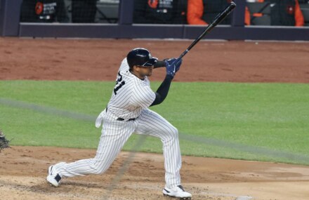 Yankees CF Aaron Hicks sits out due to Minnesota shooting