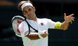 Former Nike tennis director thinks it was an abomination to allow Roger Federer to sign with Uniqlo